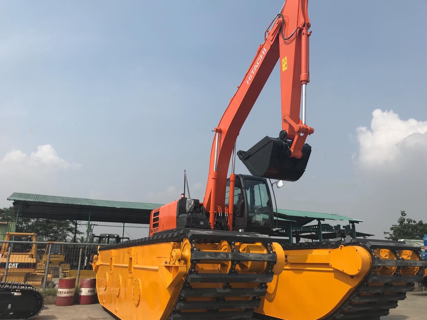 可伸縮浮筒配日立ZX200